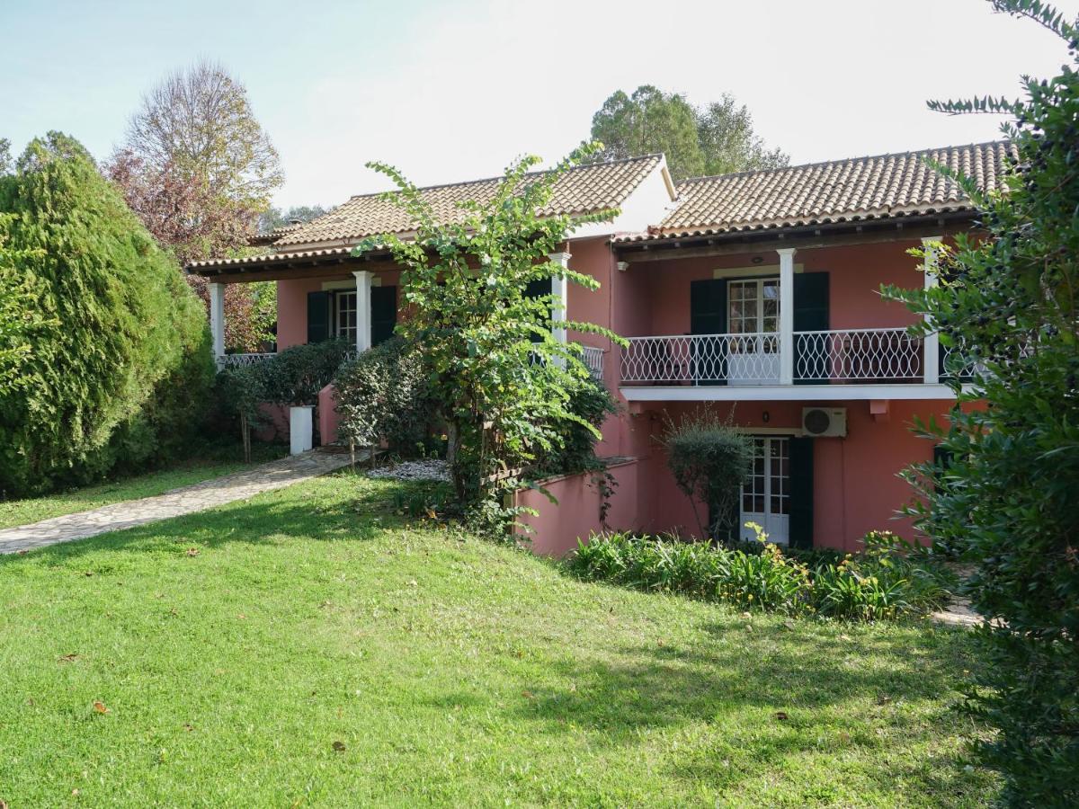 Villa Leda Karousádes Eksteriør billede